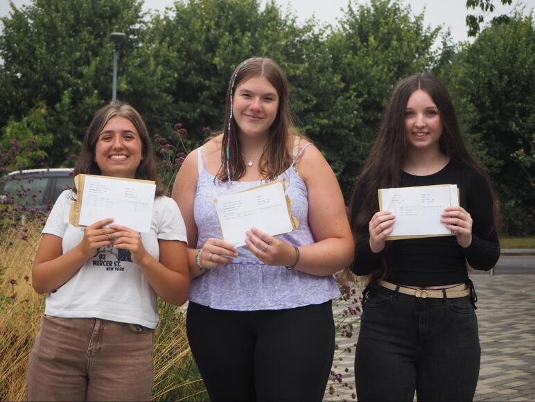 6th Form Results Day 2022 - School Gallery - Uckfield College